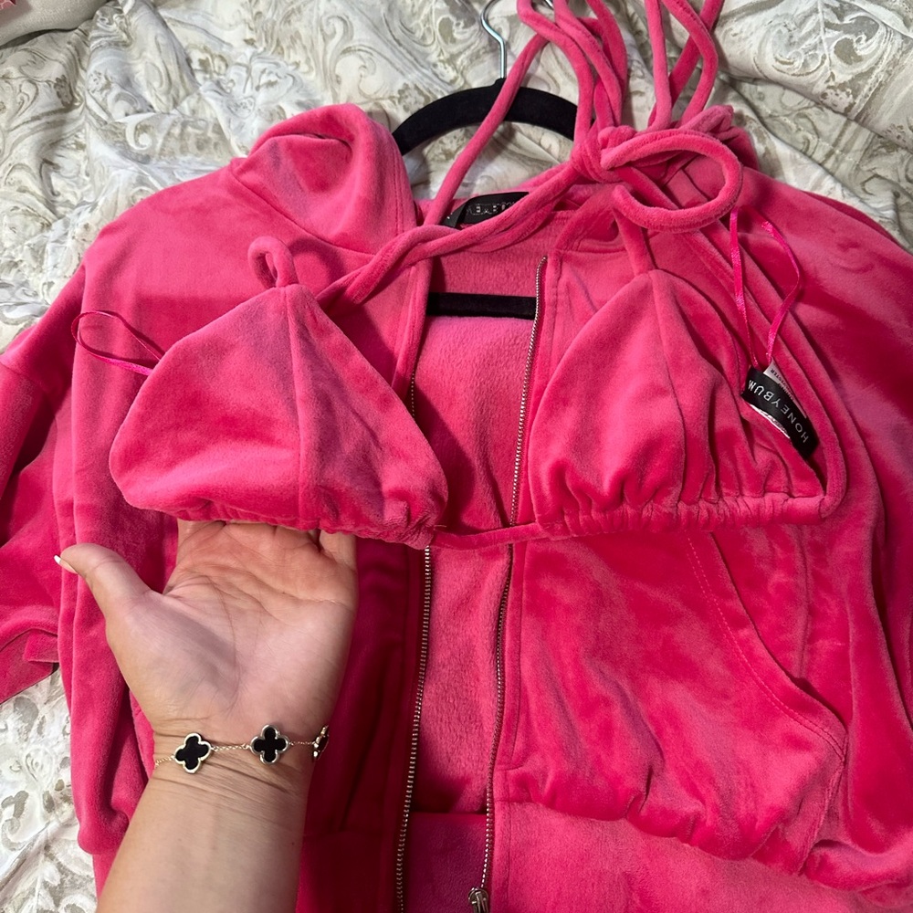 Pink set - Picture 3 of 3